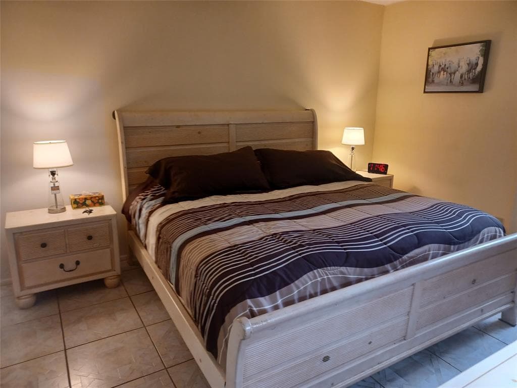 1391 S Ocean Boulevard 105 photo 6