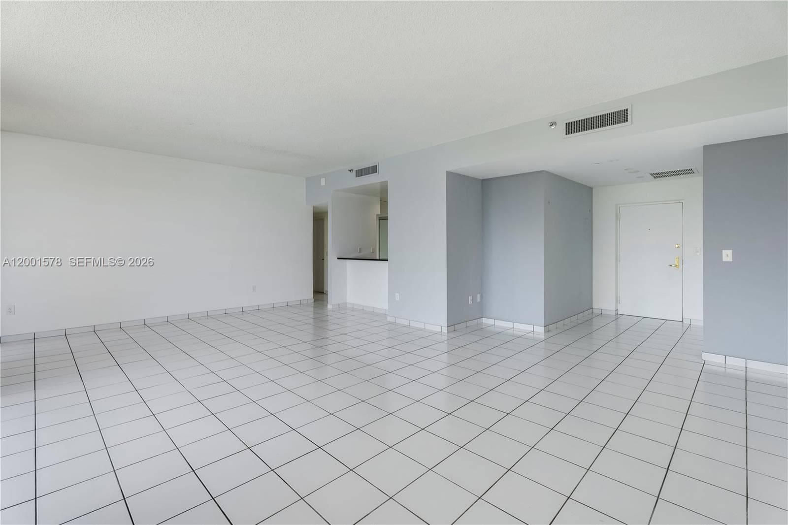 1000 Venetian Way 408 photo 15
