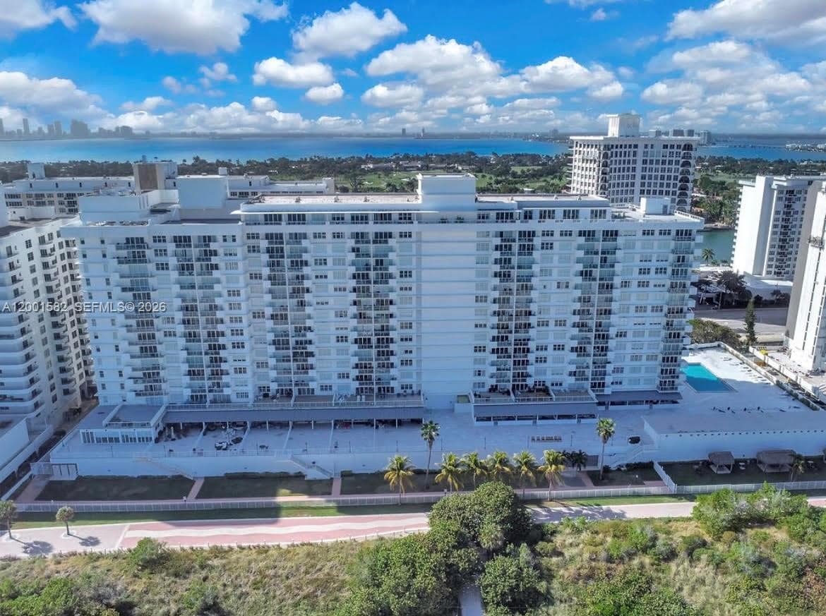 5601 Collins Ave 903 photo 20