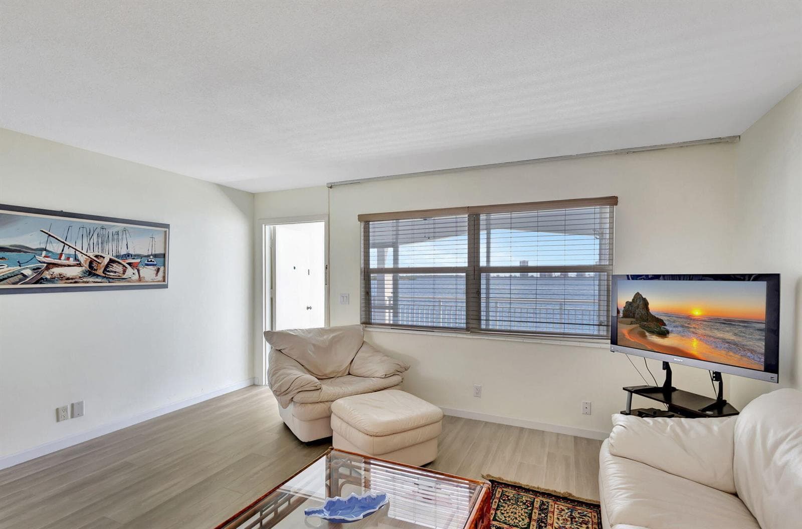 100 Shore Court 210 photo 13