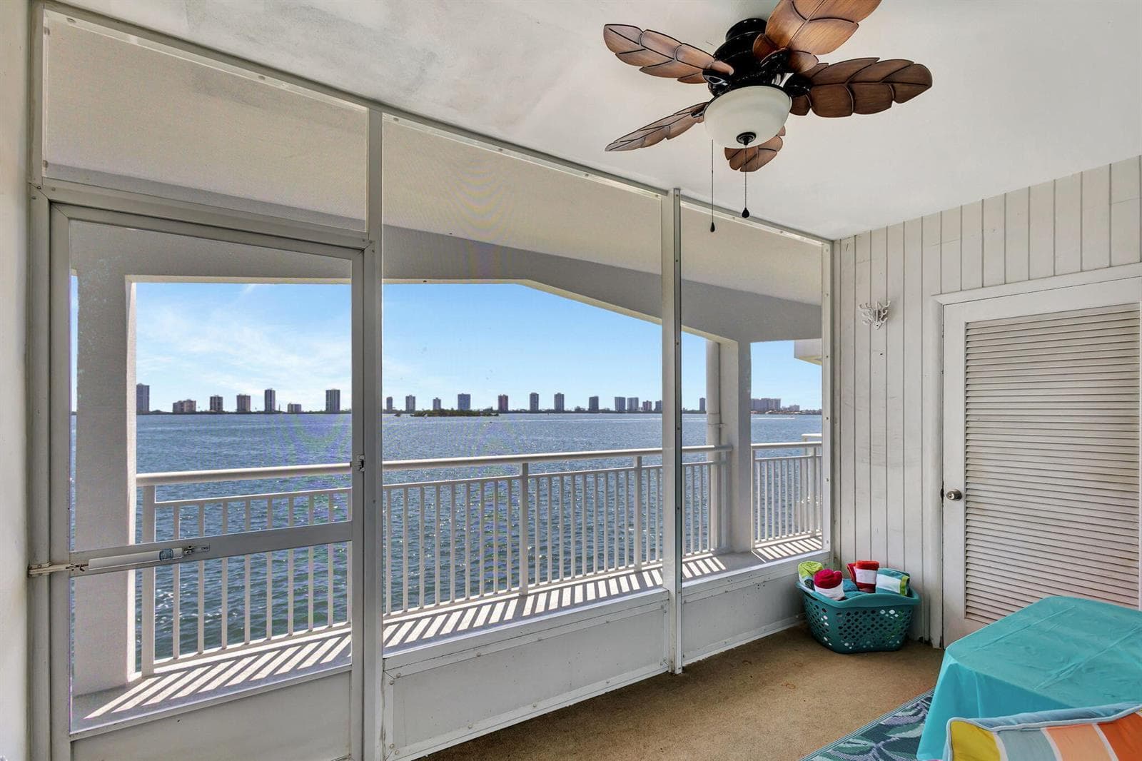100 Shore Court 210 photo 5