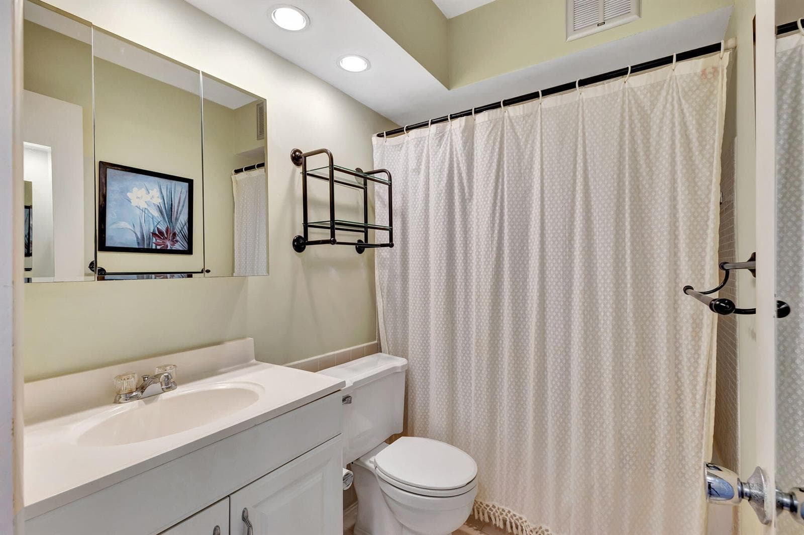 100 Shore Court 210 photo 20