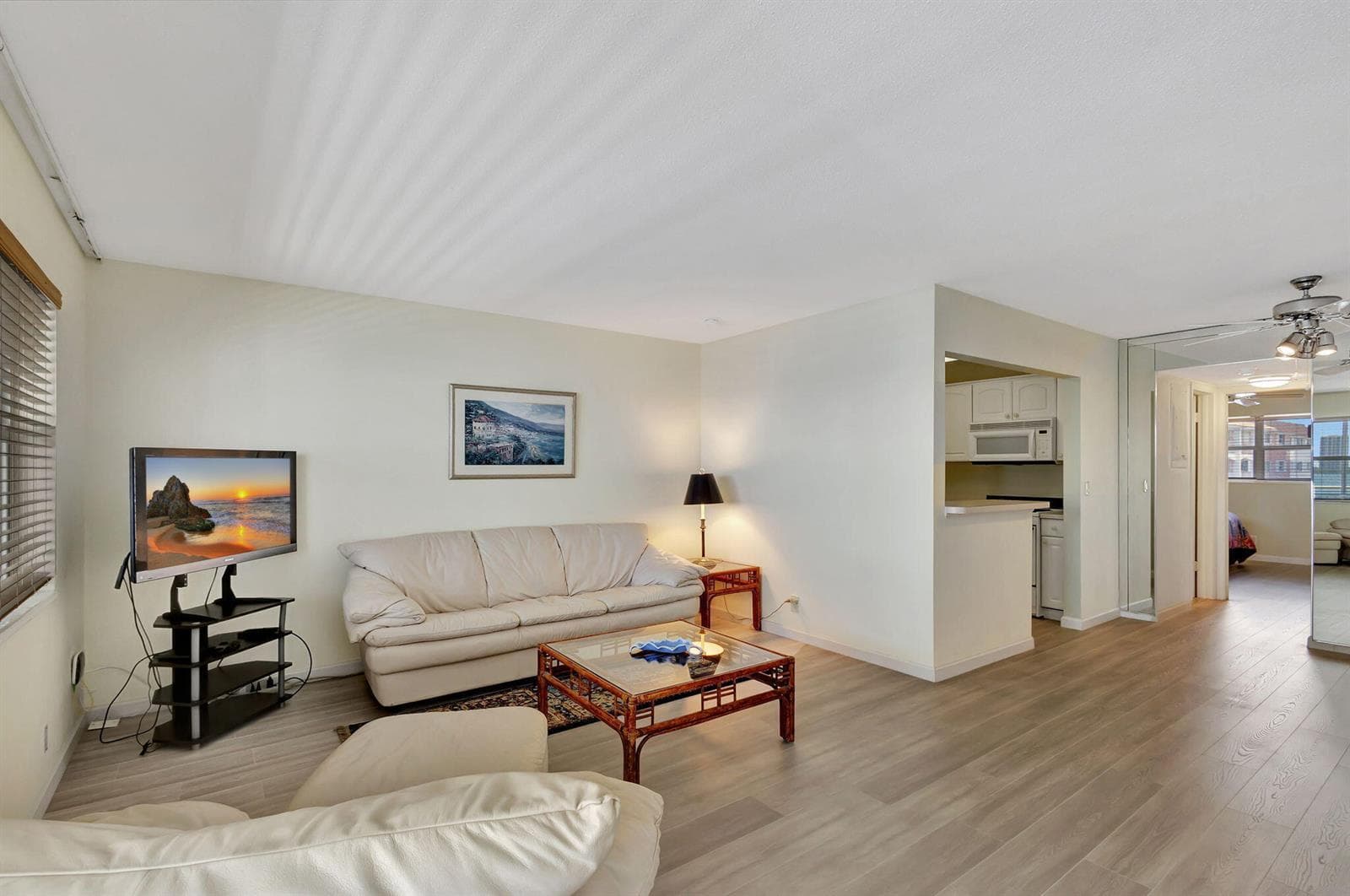 100 Shore Court 210 photo 11