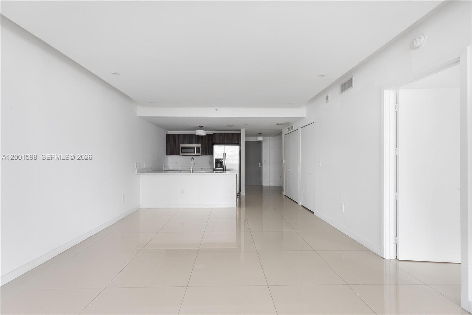 488 18th St 1807 photo 11