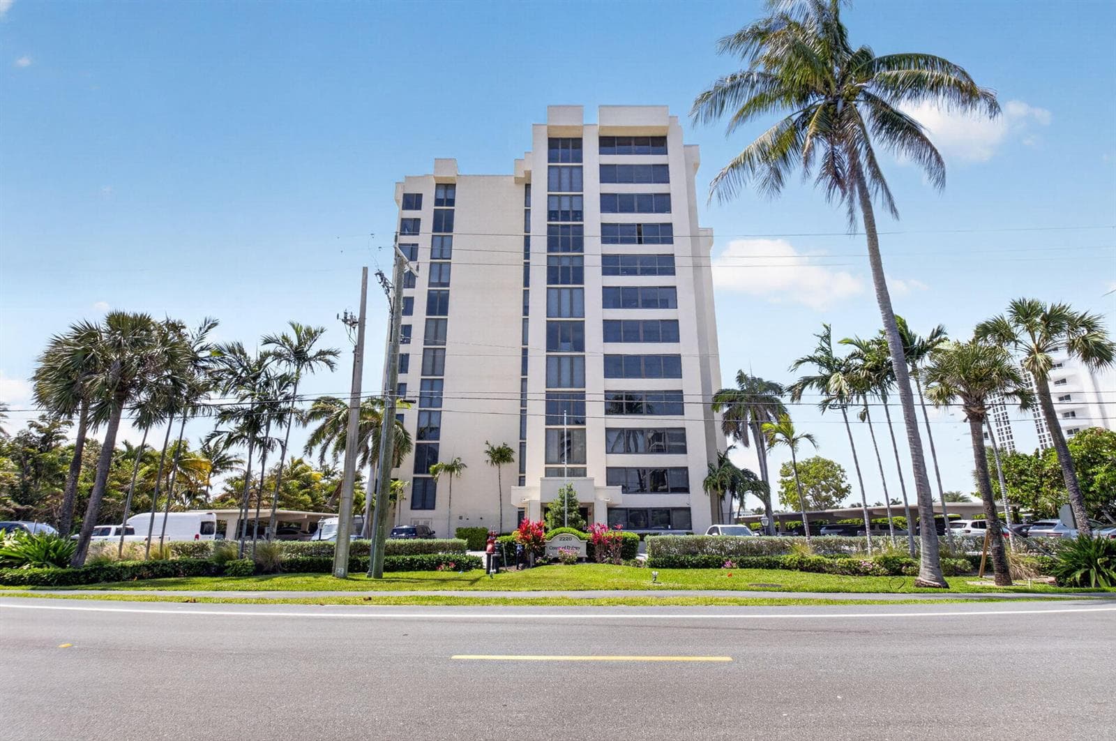 2220 S Ocean Boulevard 304 photo 2
