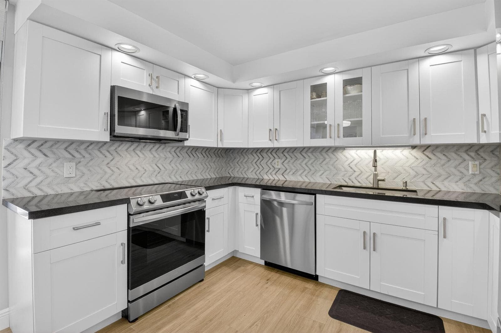 2220 S Ocean Boulevard 304 photo 16
