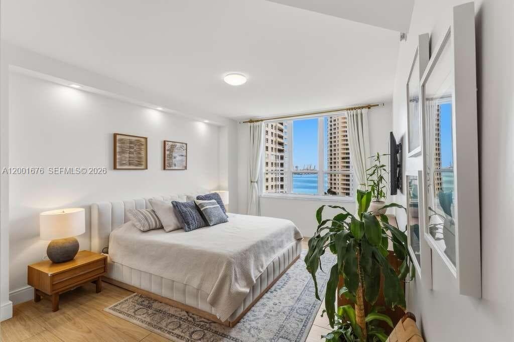 888 Brickell Key Dr 1207 photo 11