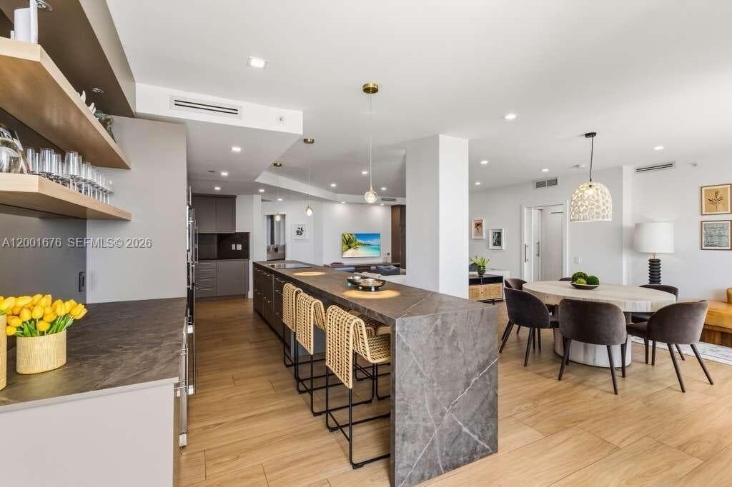 888 Brickell Key Dr 1207 photo 4