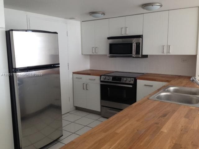 5555 Collins Ave 8S photo 2