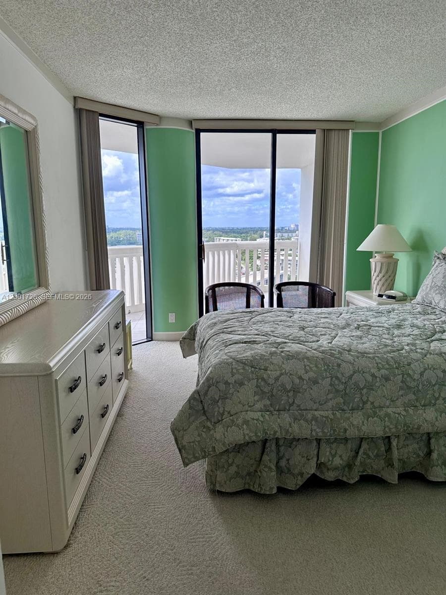 1000 Island Blvd 1511 photo 14