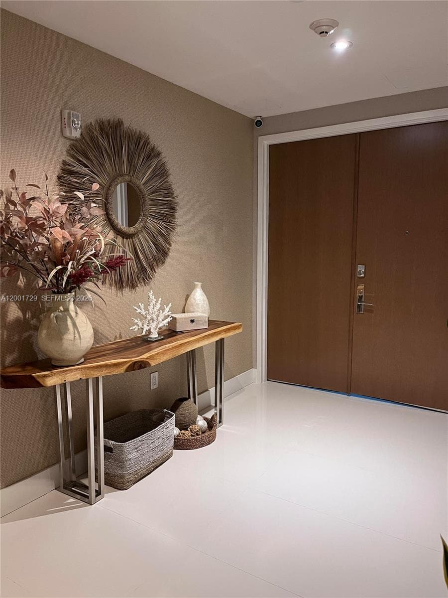 10201 Collins Ave 301 photo 2