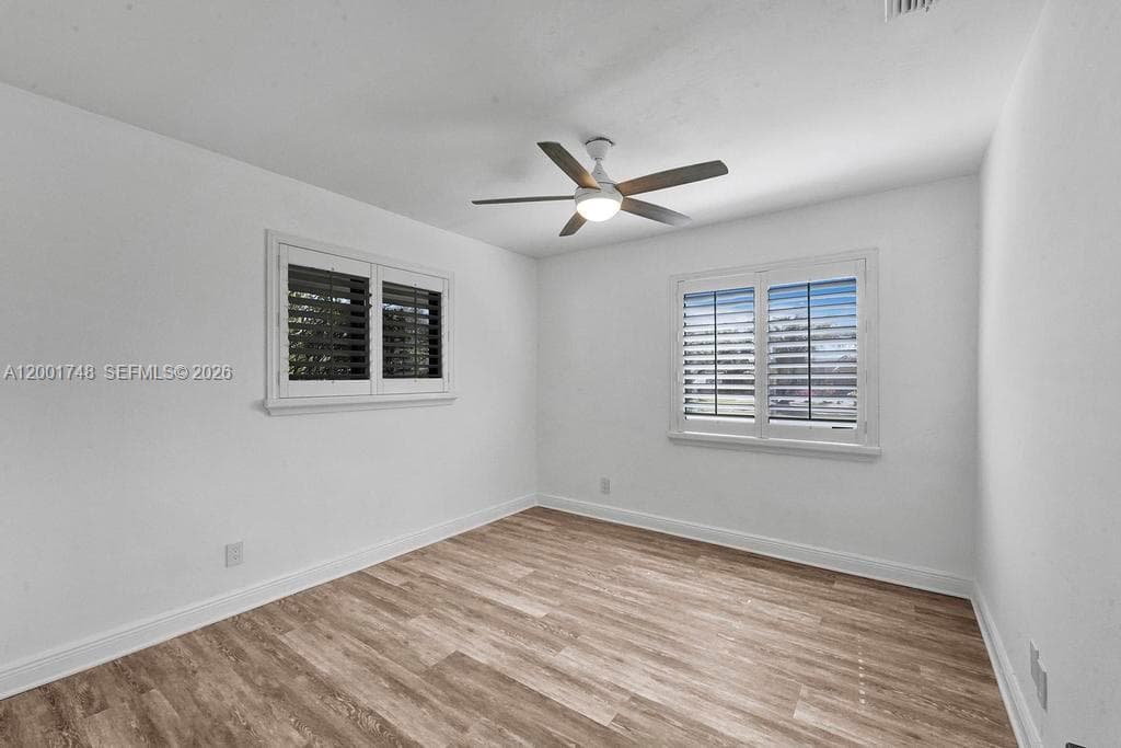 9261 85th St photo 17