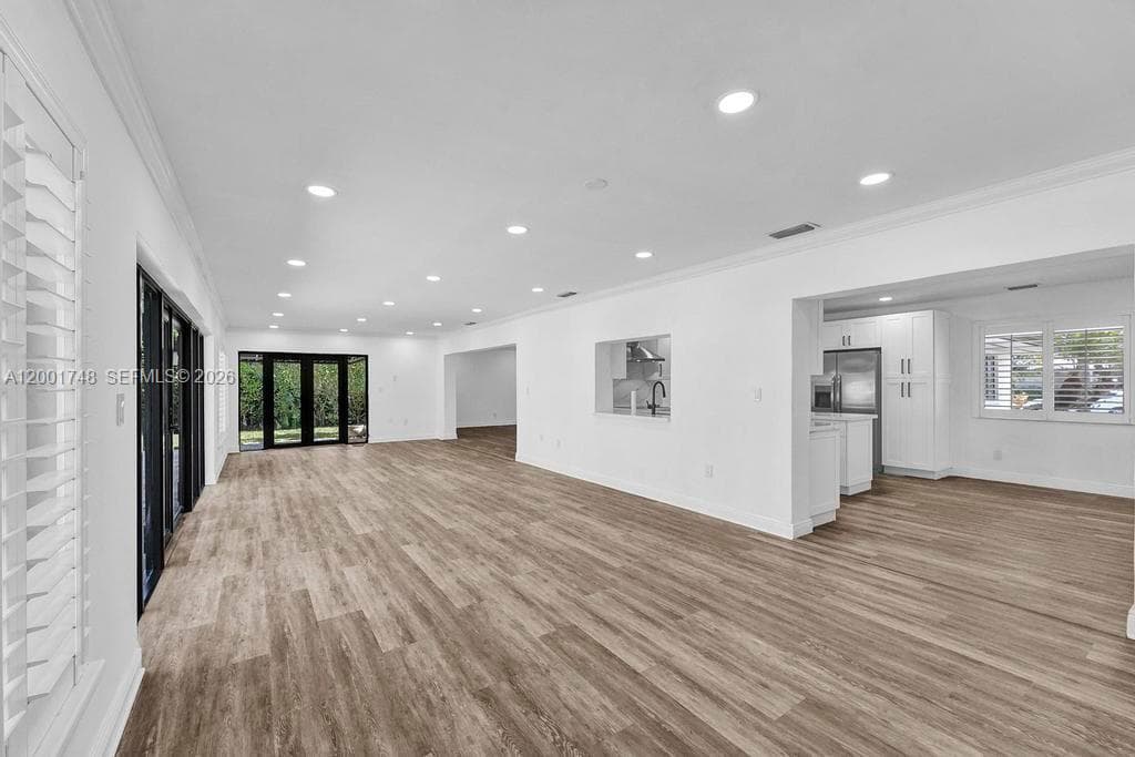 9261 85th St photo 10