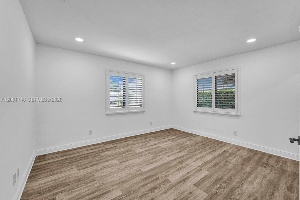 9261 85th St photo 14