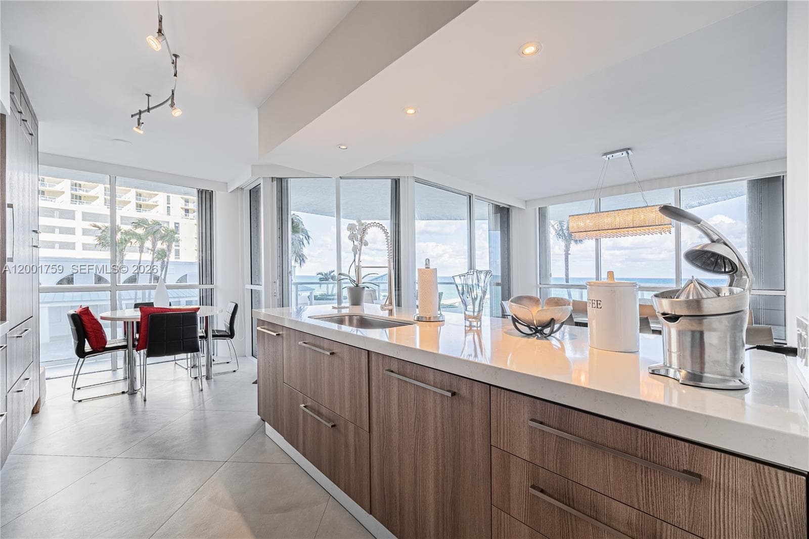 16485 Collins Ave 536 photo 7