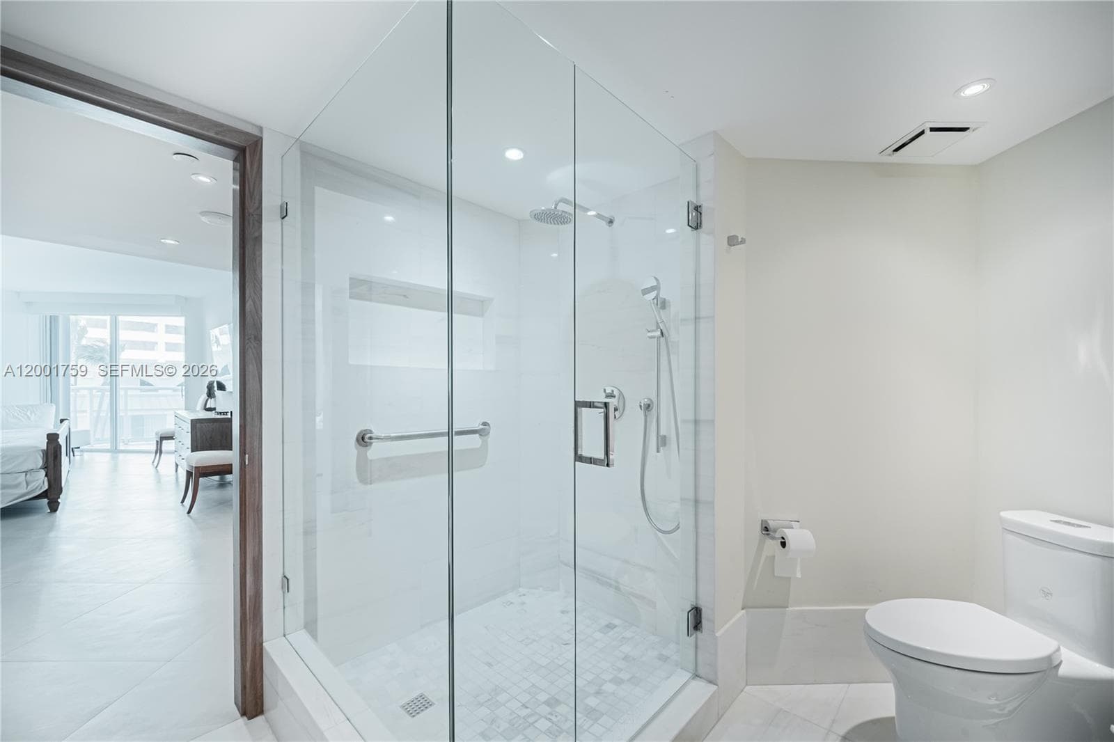 16485 Collins Ave 536 photo 15