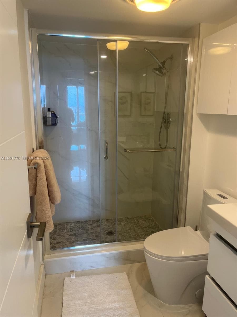 100 Bayview Dr 1006 photo 22