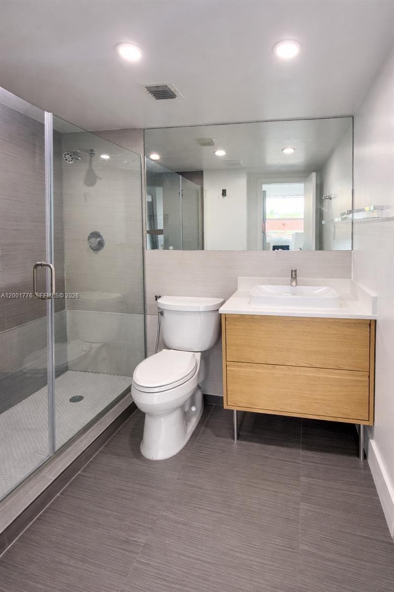 16565 26th Ave 3C photo 19