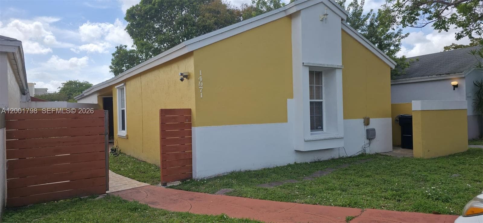 14971 75th Ter photo 2