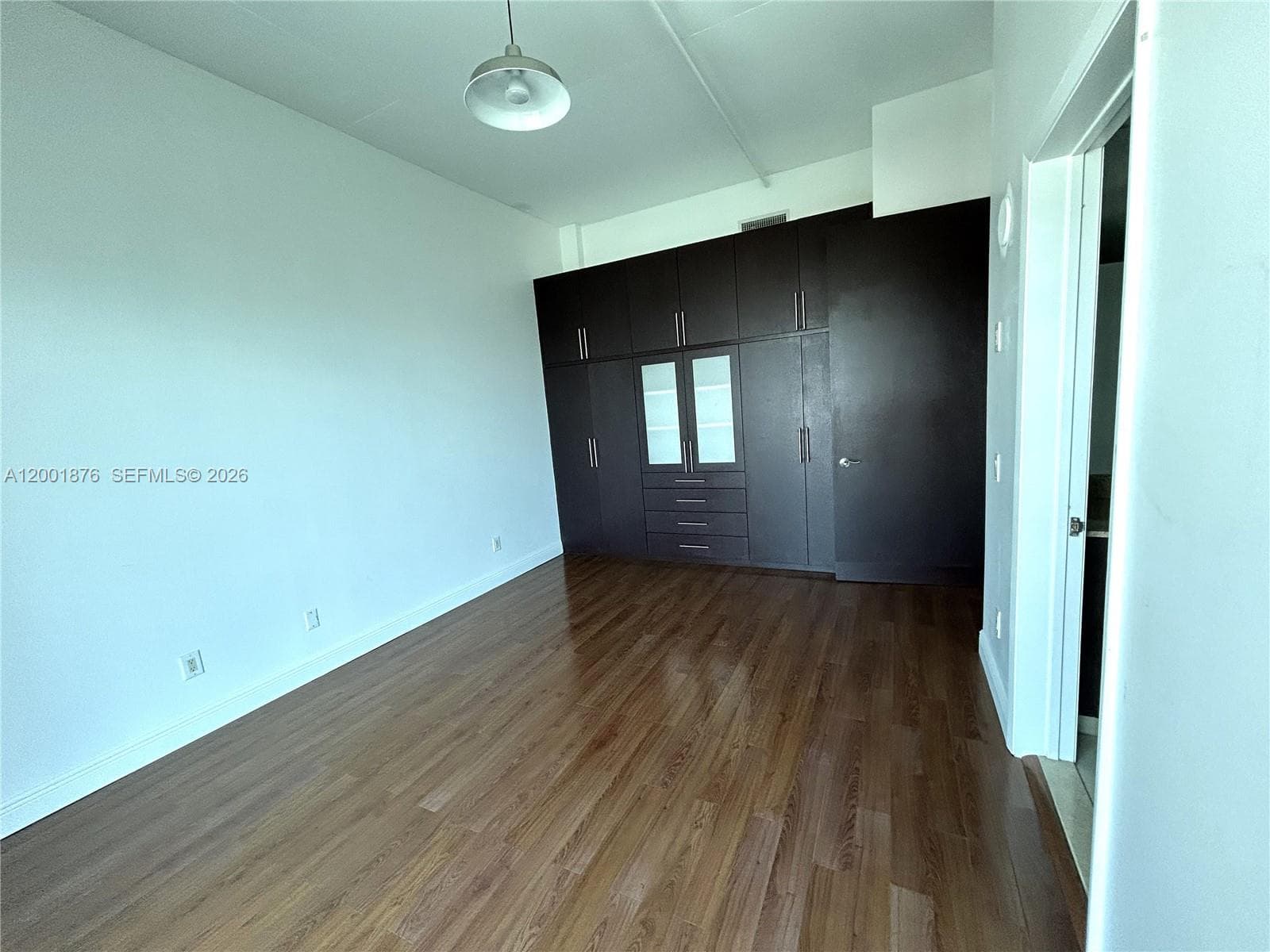 3029 188th St 905 photo 24