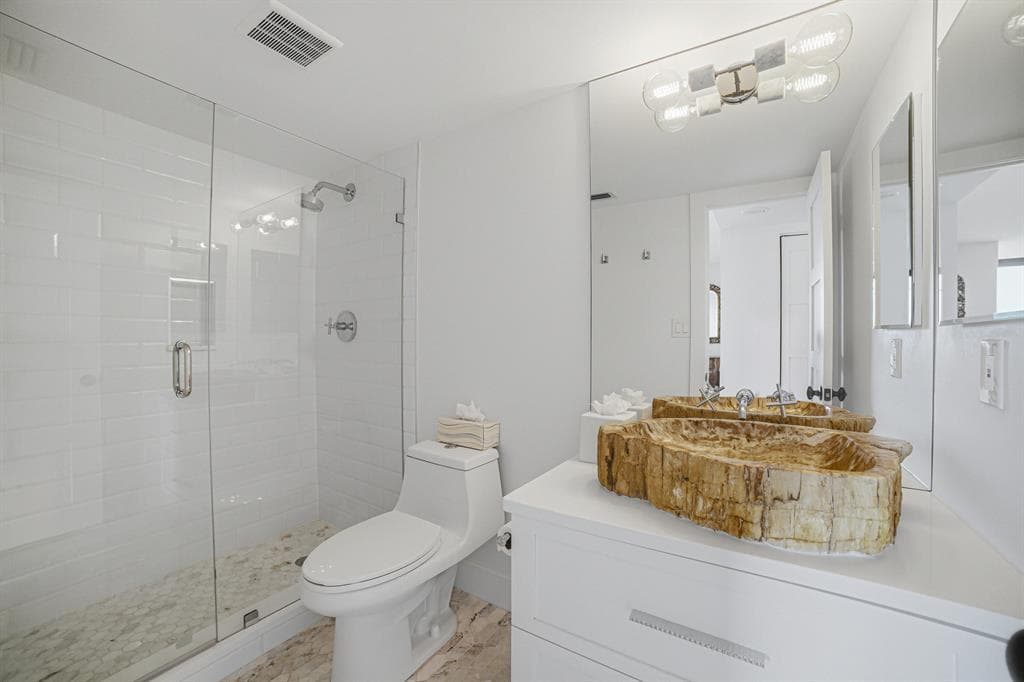 7153 Promenade Drive 501 photo 13