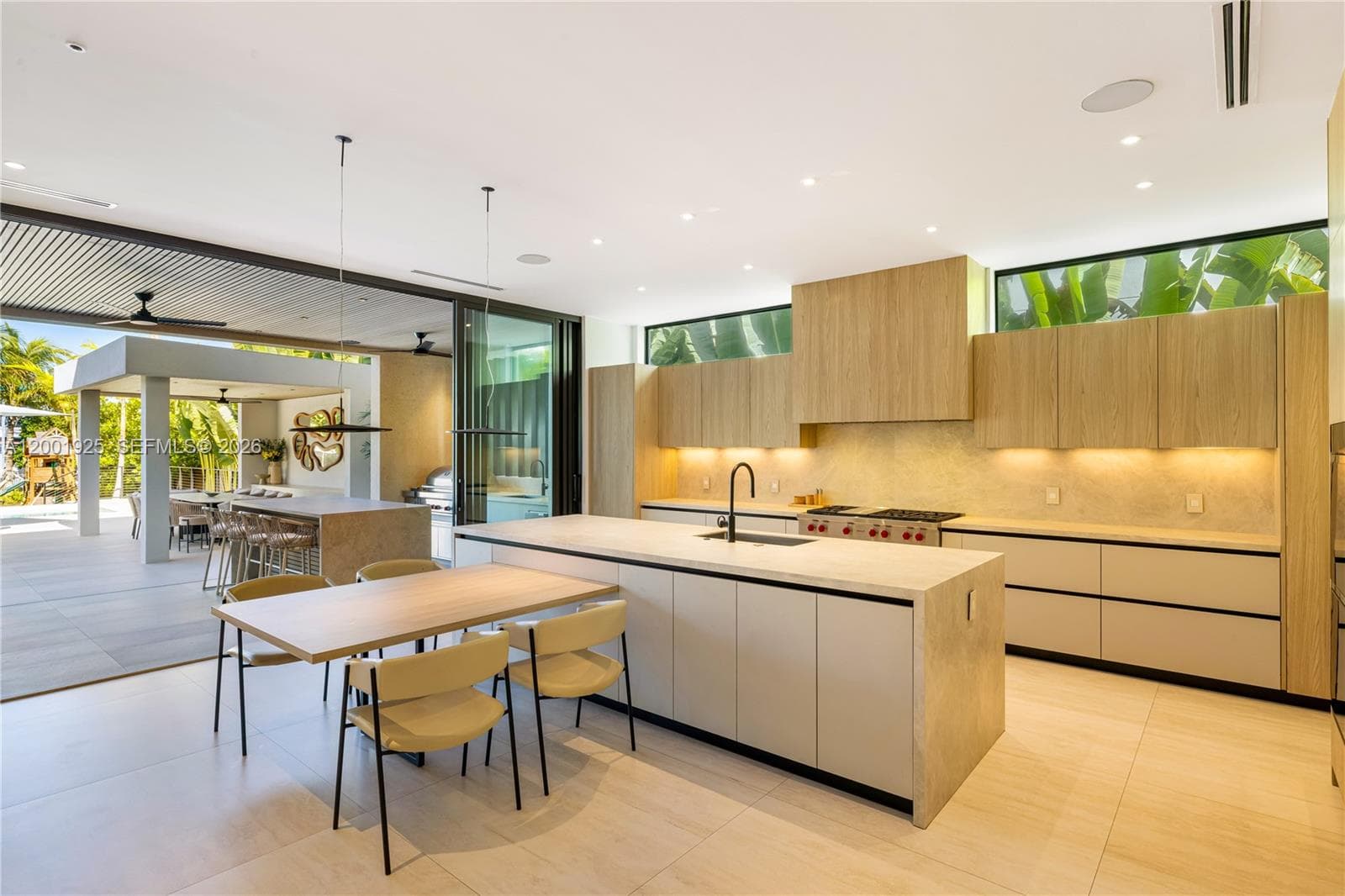 707 77th St n/a photo 13