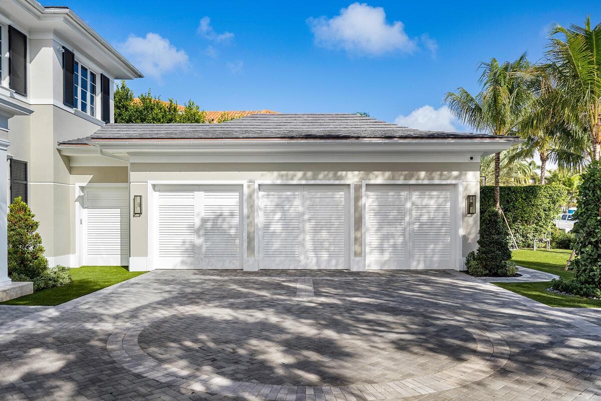 133 W Coconut Palm Road photo 7