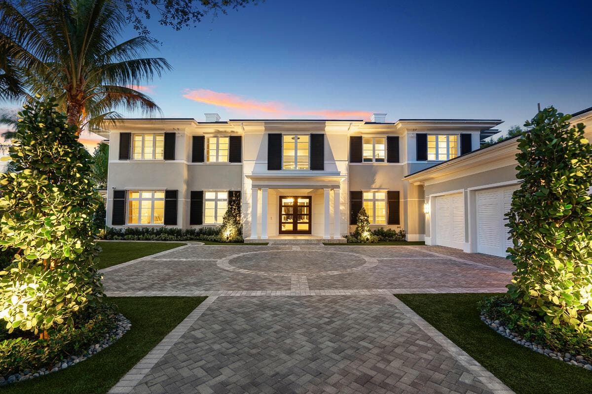 133 W Coconut Palm Road photo 1