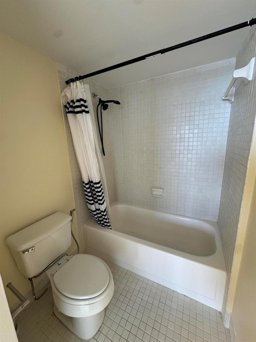 5200 N Flagler Drive 902 photo 17