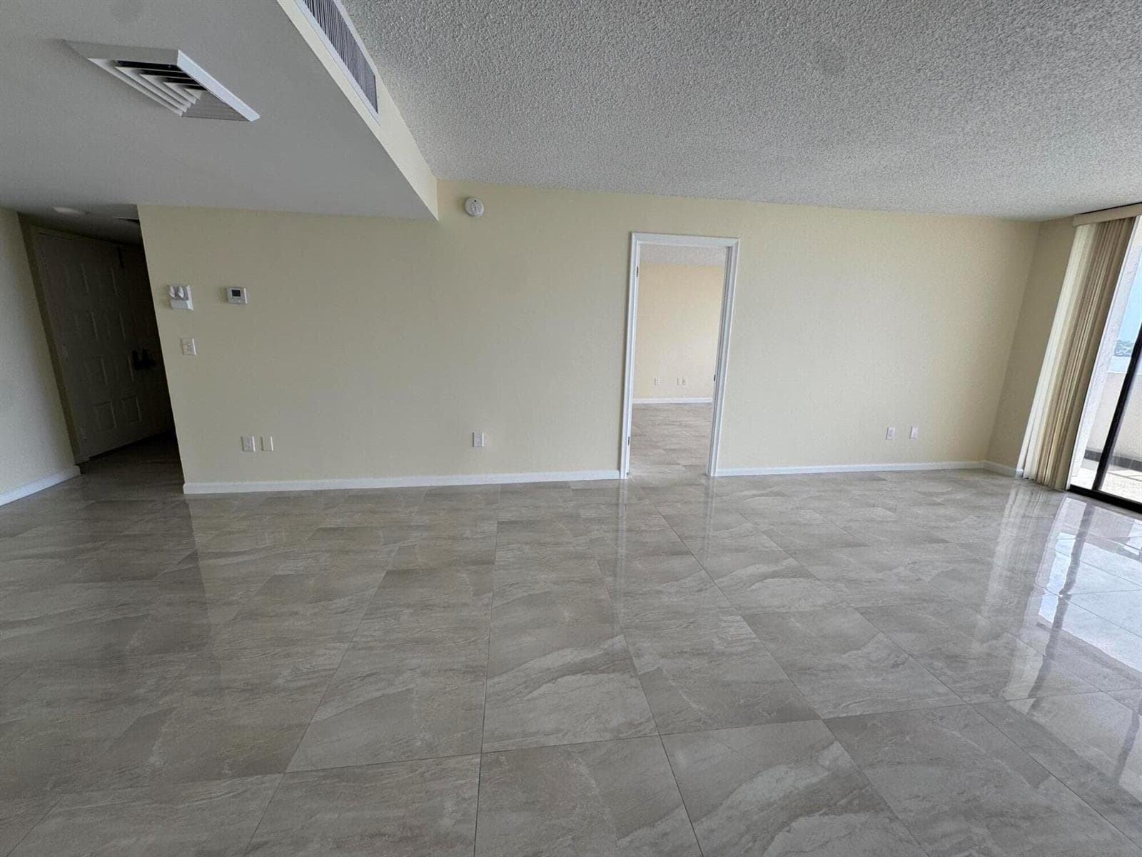 5200 N Flagler Drive 902 photo 21