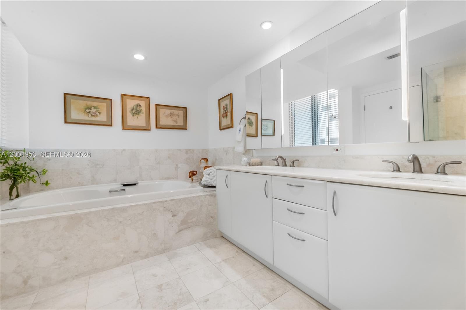 1331 Brickell Bay Dr 408 photo 8