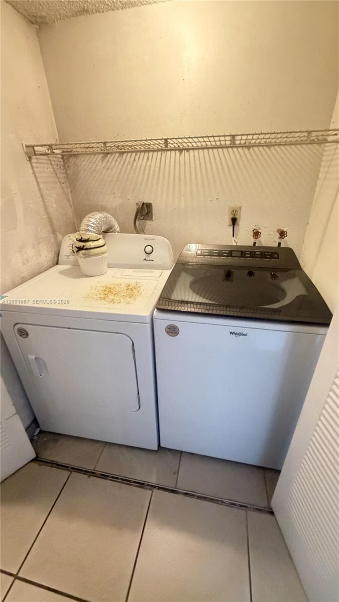 9375 Fontainebleau Blvd L304 photo 25