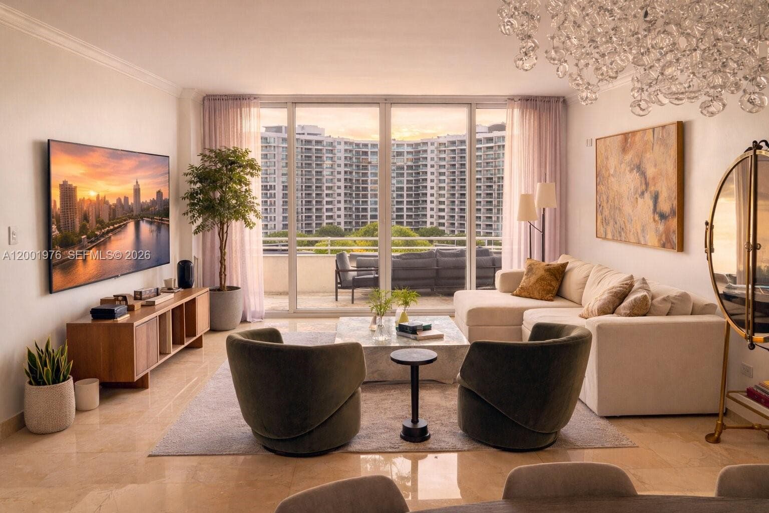 848 Brickell Key Dr 905 photo 1