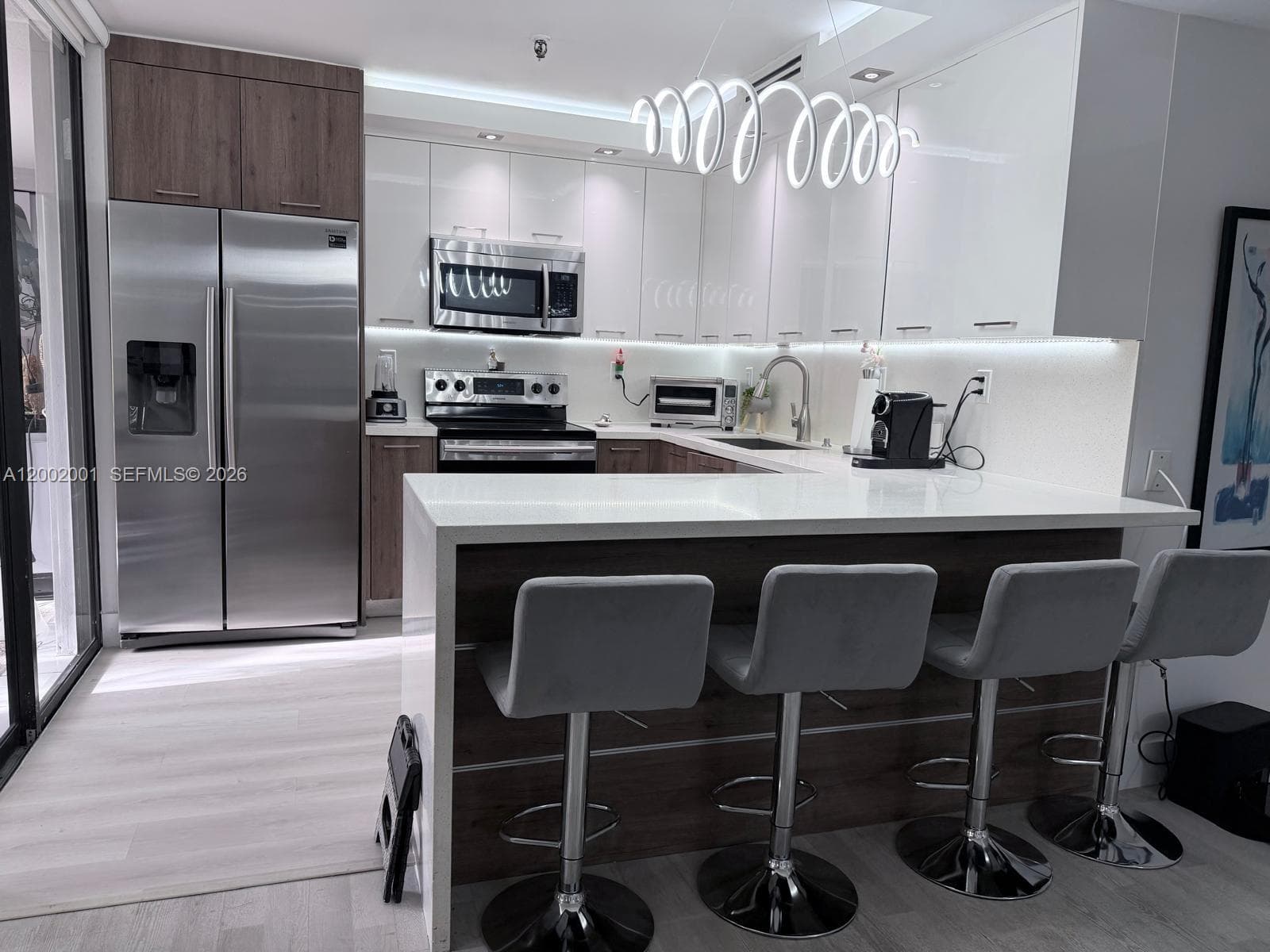 671 195th St 208E photo 5