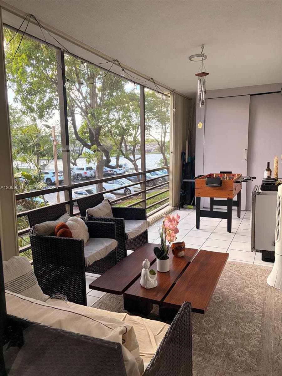 671 195th St 208E photo 18