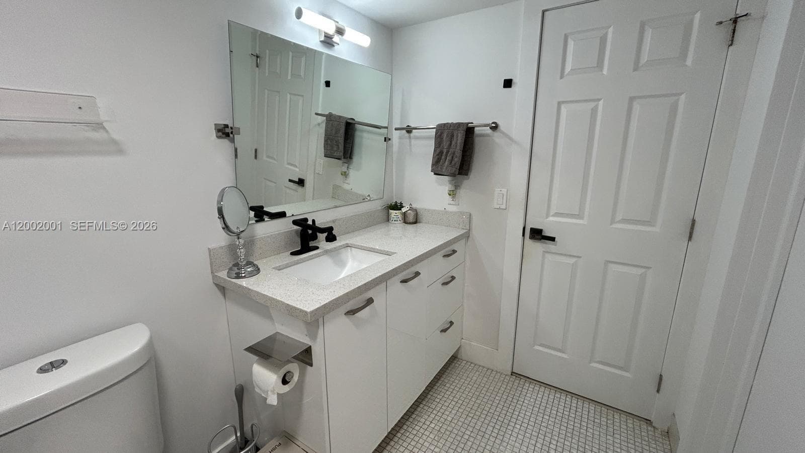 671 195th St 208E photo 15