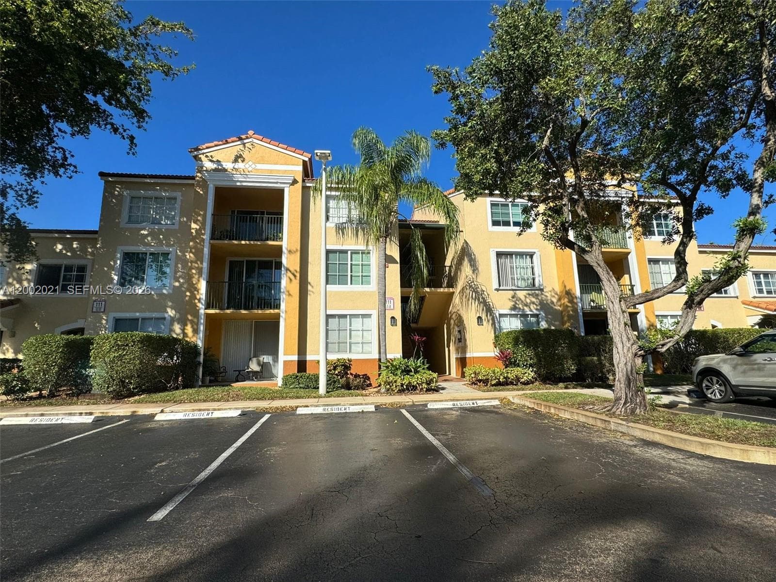 111 Yacht Club Way 107 photo 2