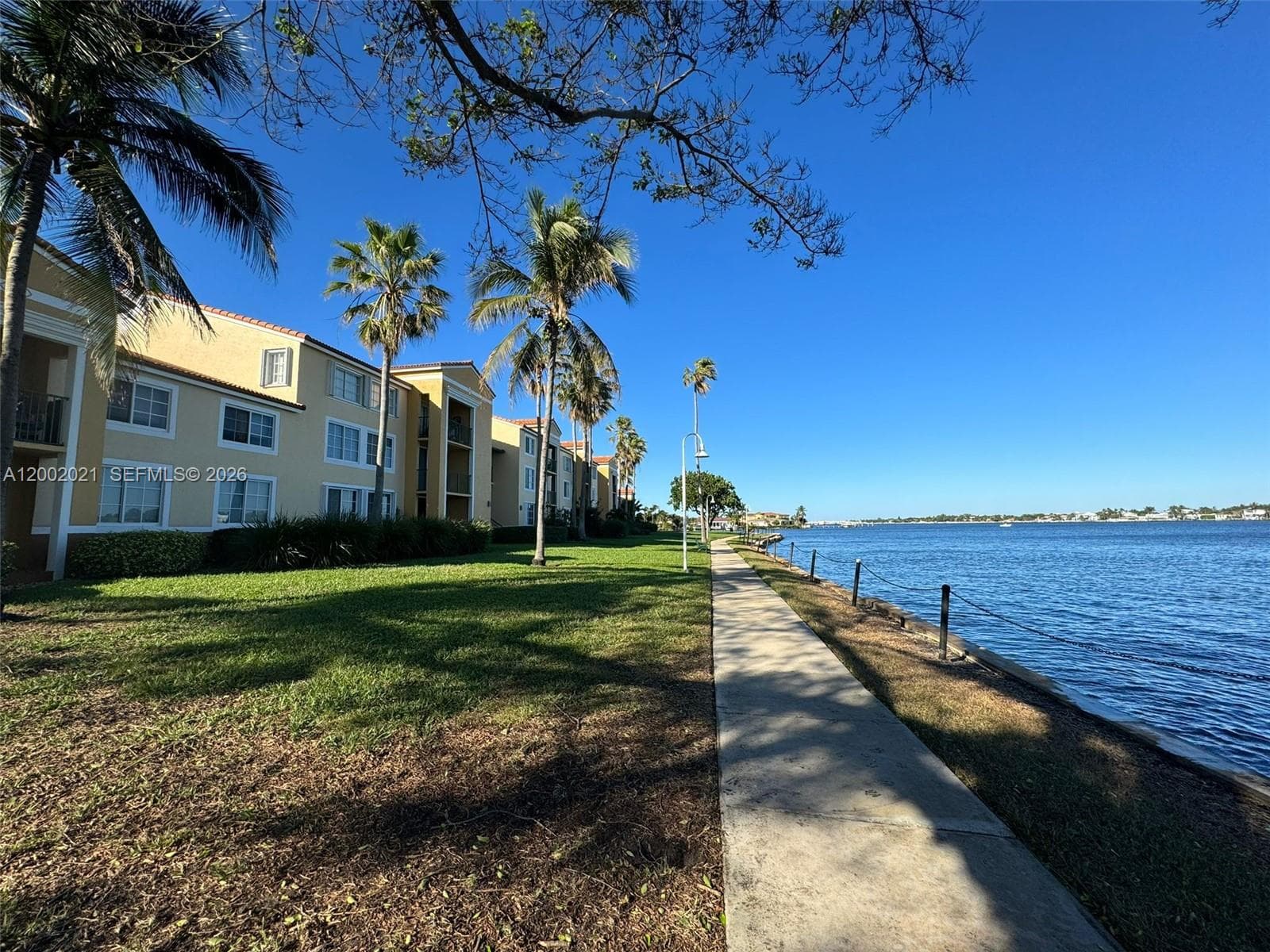 111 Yacht Club Way 107 photo 7