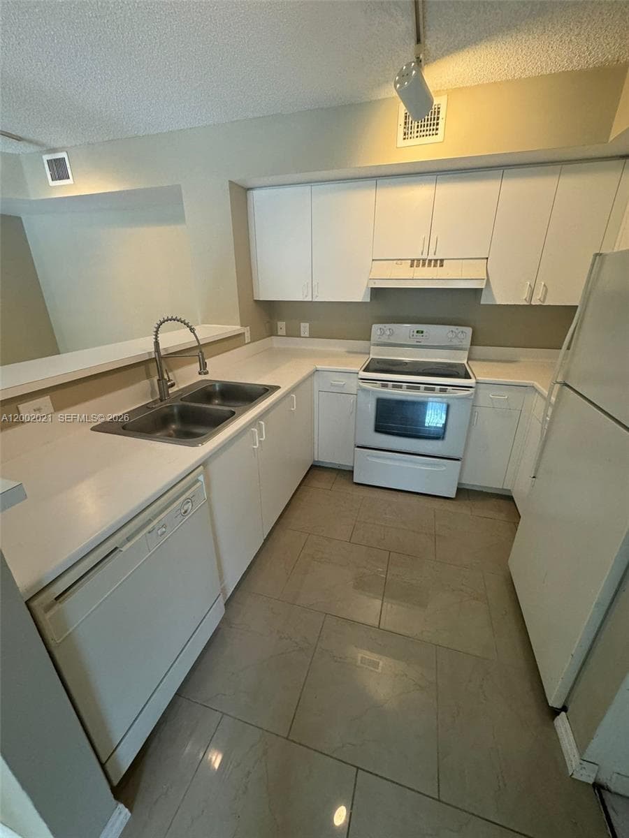 111 Yacht Club Way 107 photo 11