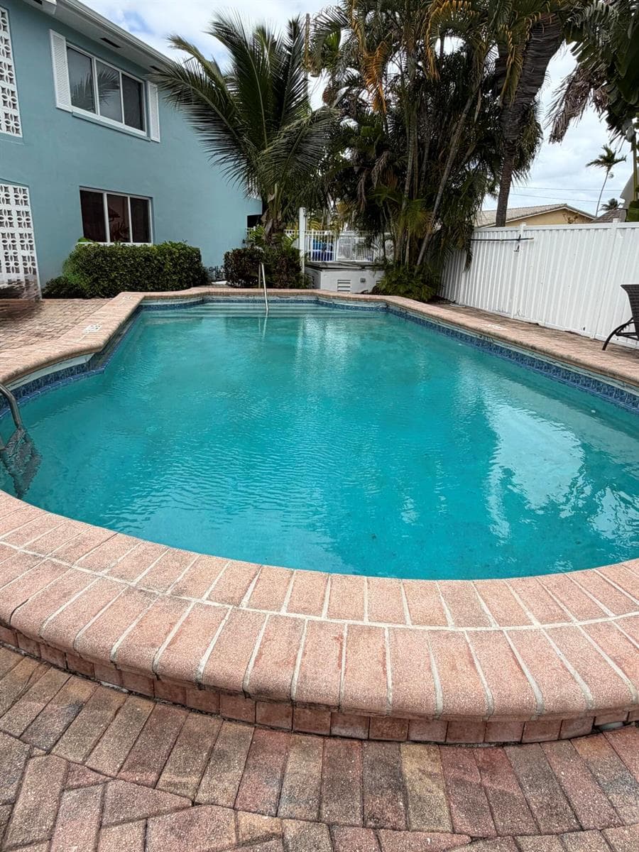 1100 Pine Drive 102 photo 24