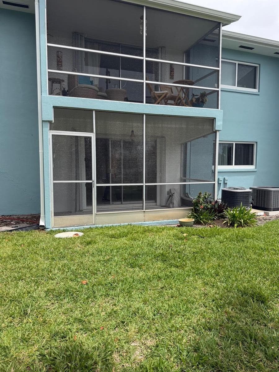 1100 Pine Drive 102 photo 19