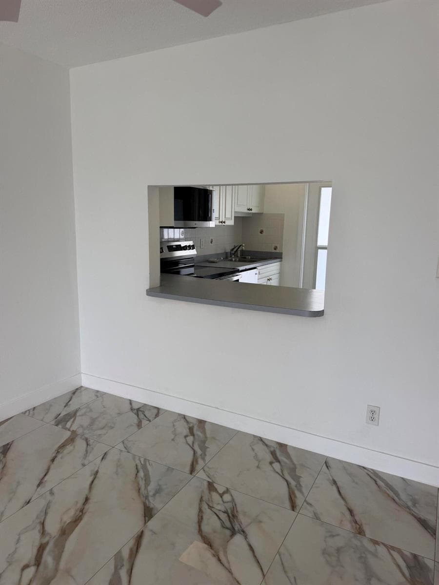 1100 Pine Drive 102 photo 4