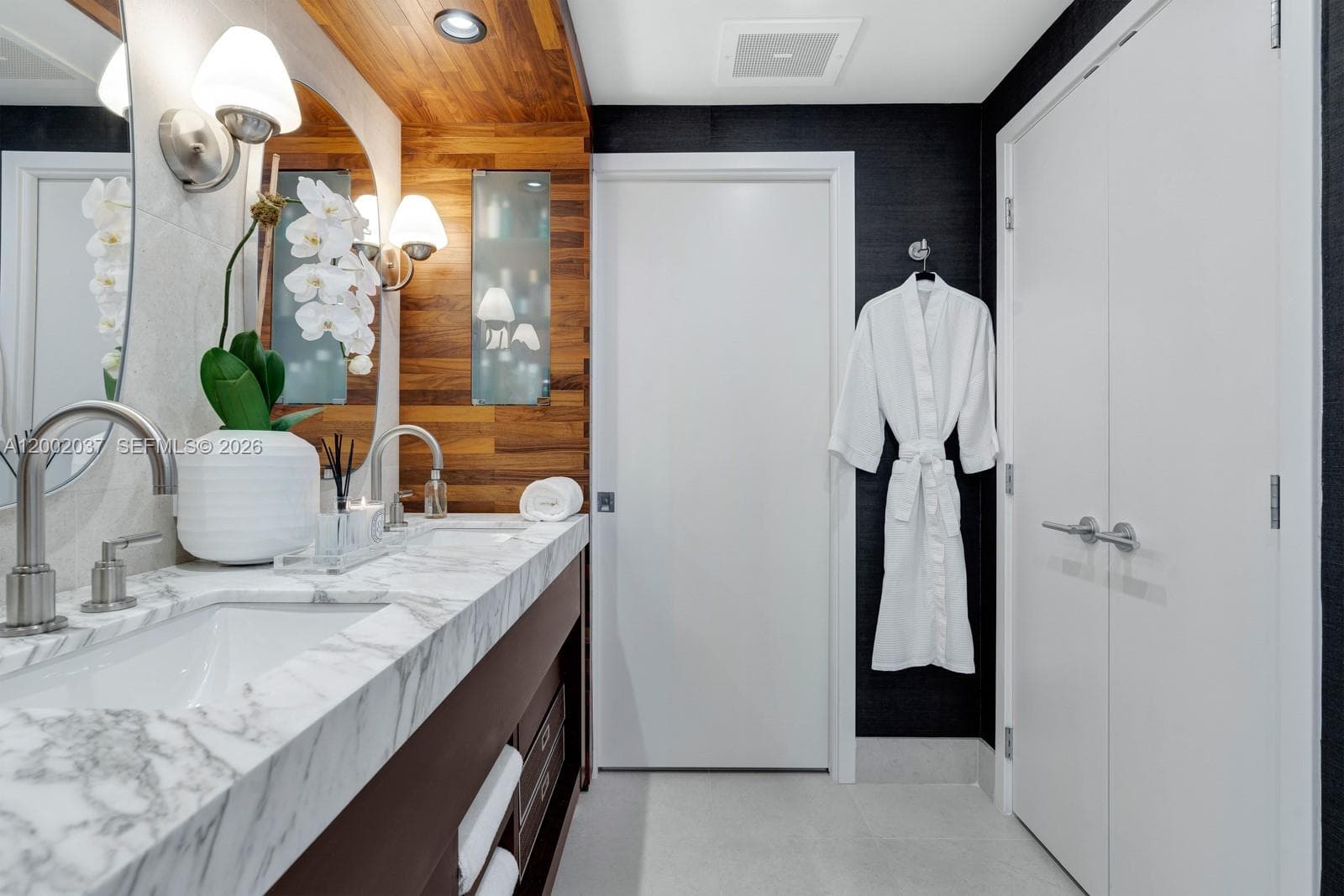 6899 Collins Ave 1109 photo 17