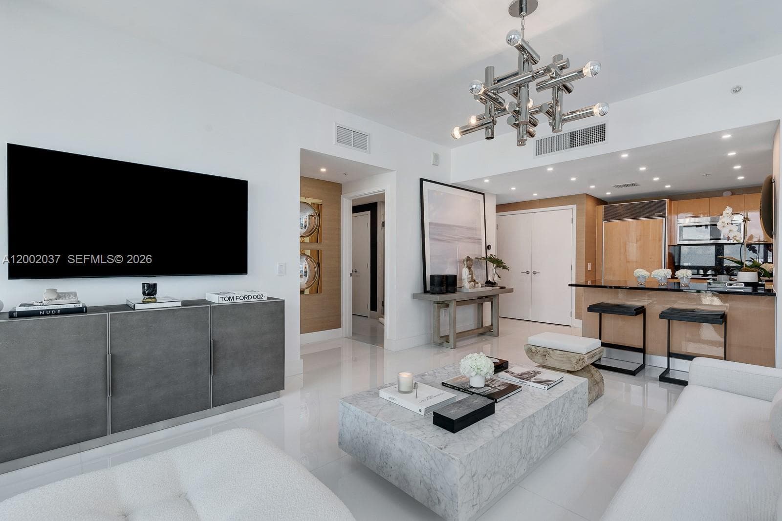 6899 Collins Ave 1109 photo 8