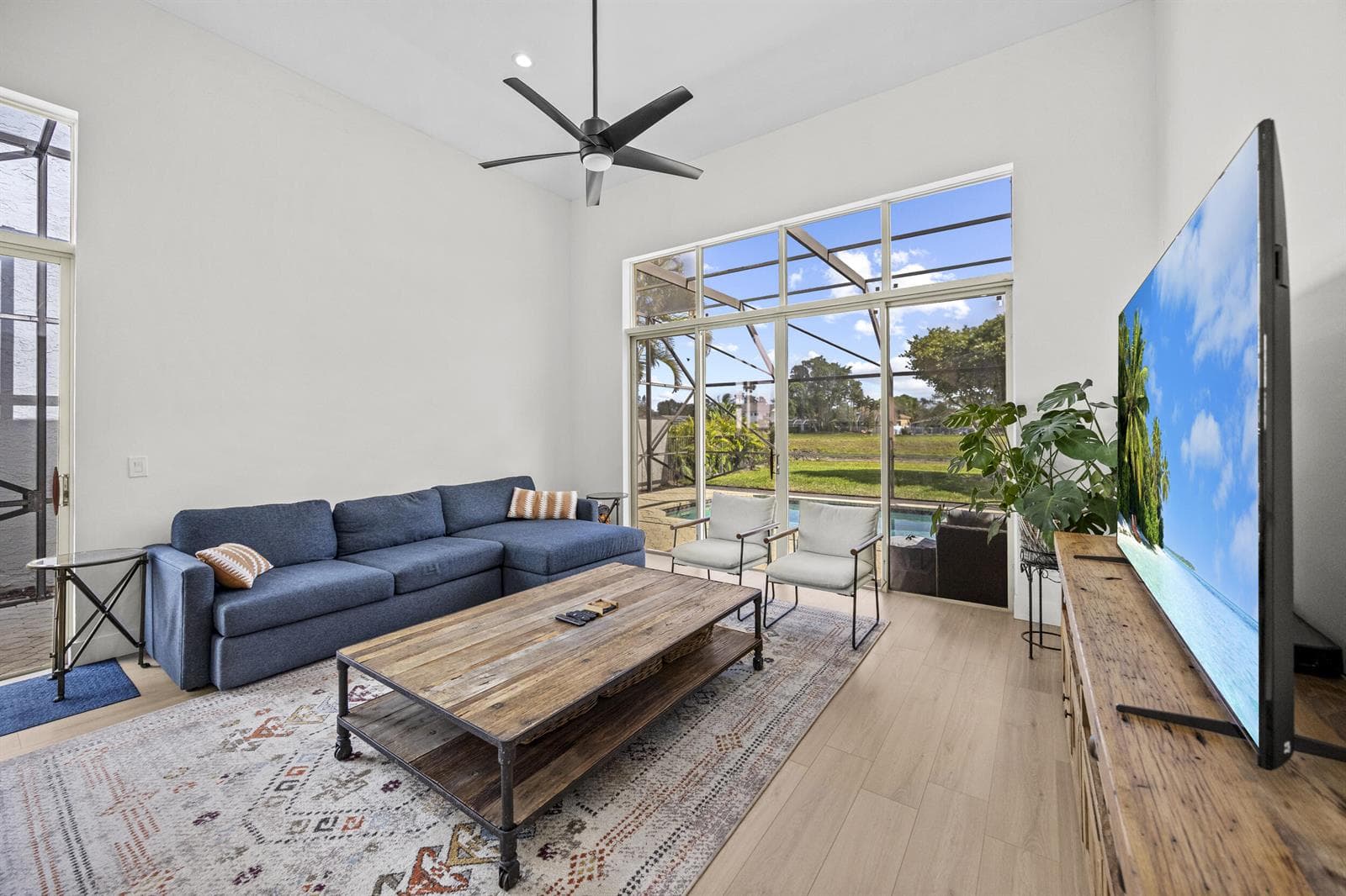 7780 Travelers Tree Drive photo 17