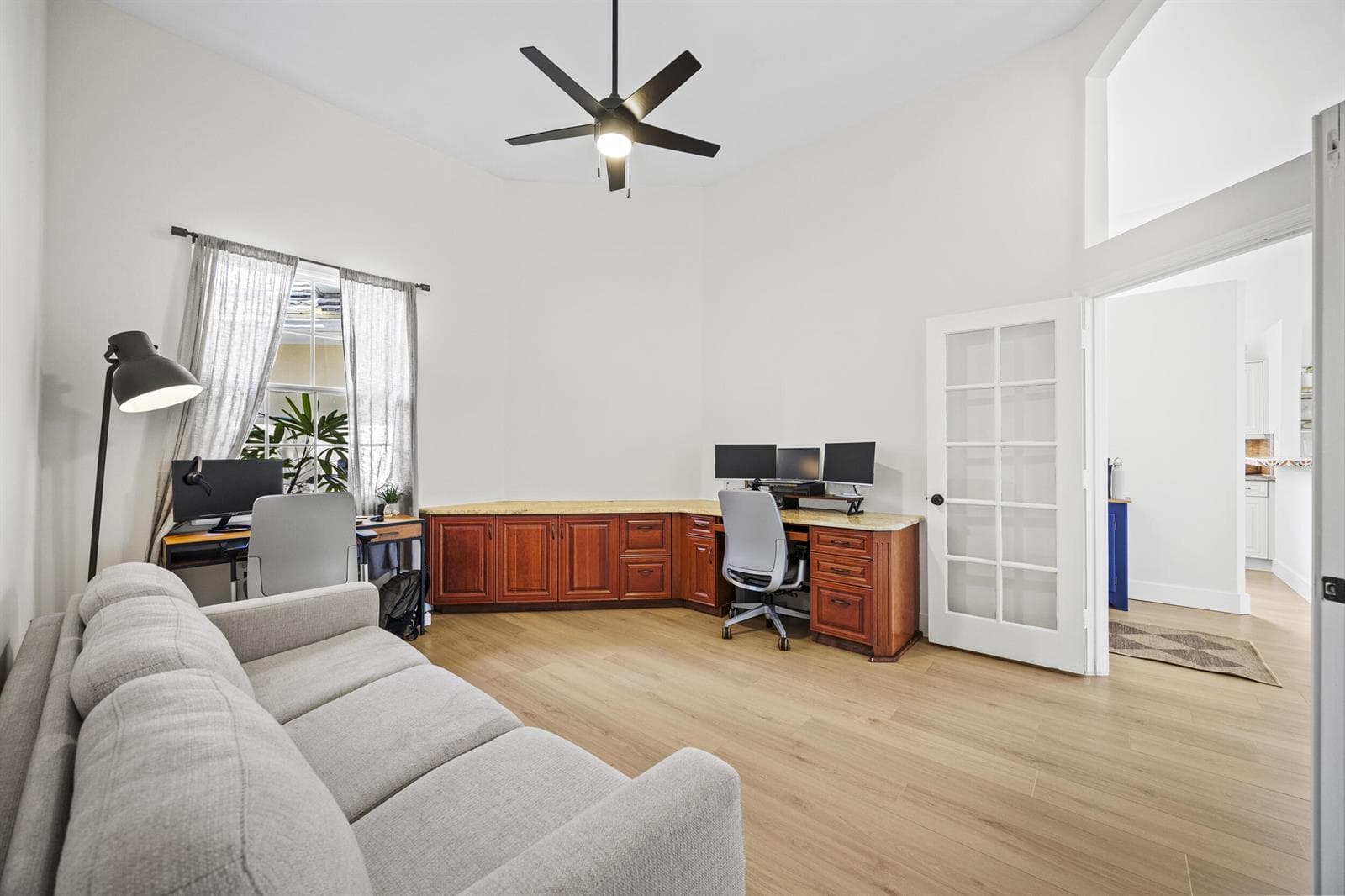 7780 Travelers Tree Drive photo 22