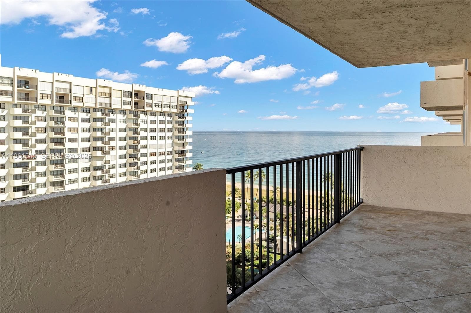 5000 N Ocean Boulevard 1102 photo 2