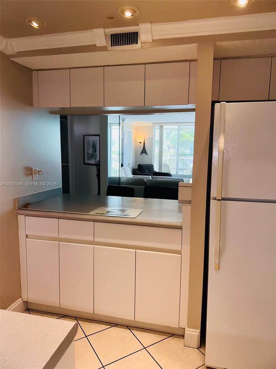 18000 Bay Rd 201 photo 20