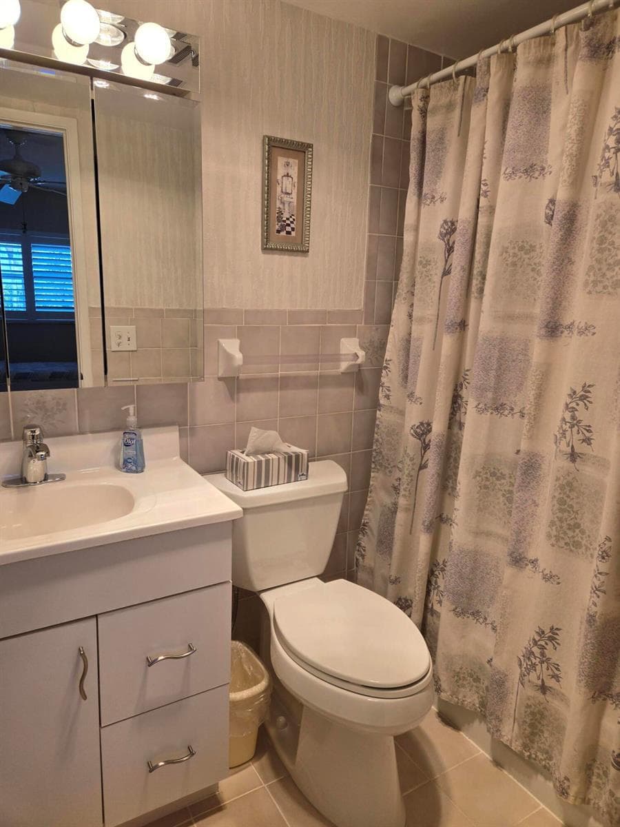 105 NE 19th Avenue 260 photo 22
