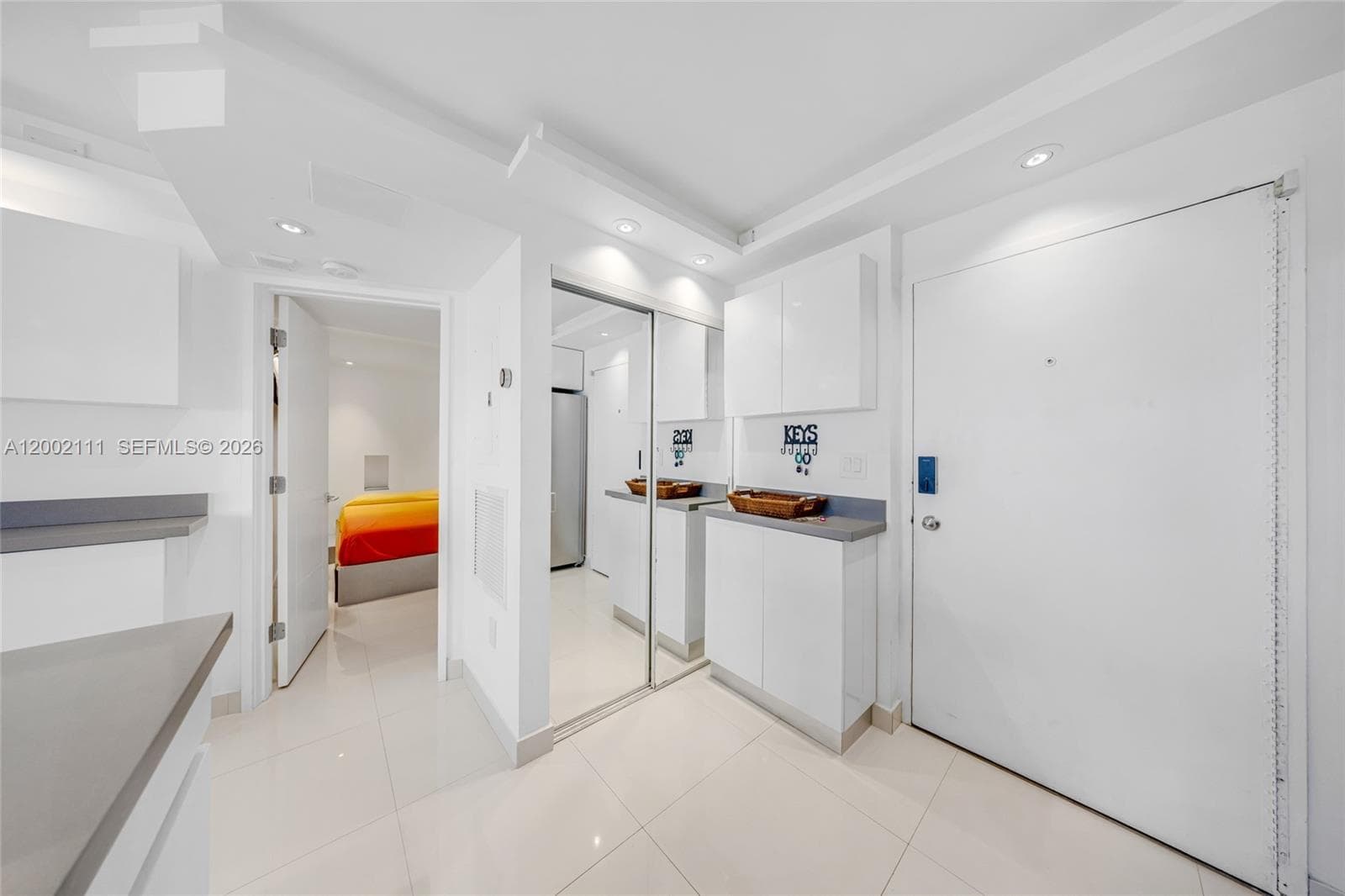 465 Ocean Dr 906 photo 14